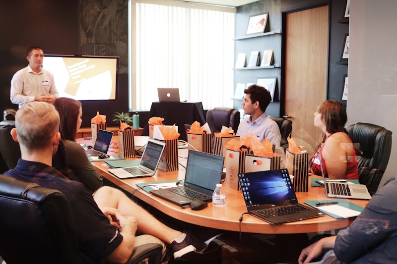 Kiwi business team collaborating on growth strategy